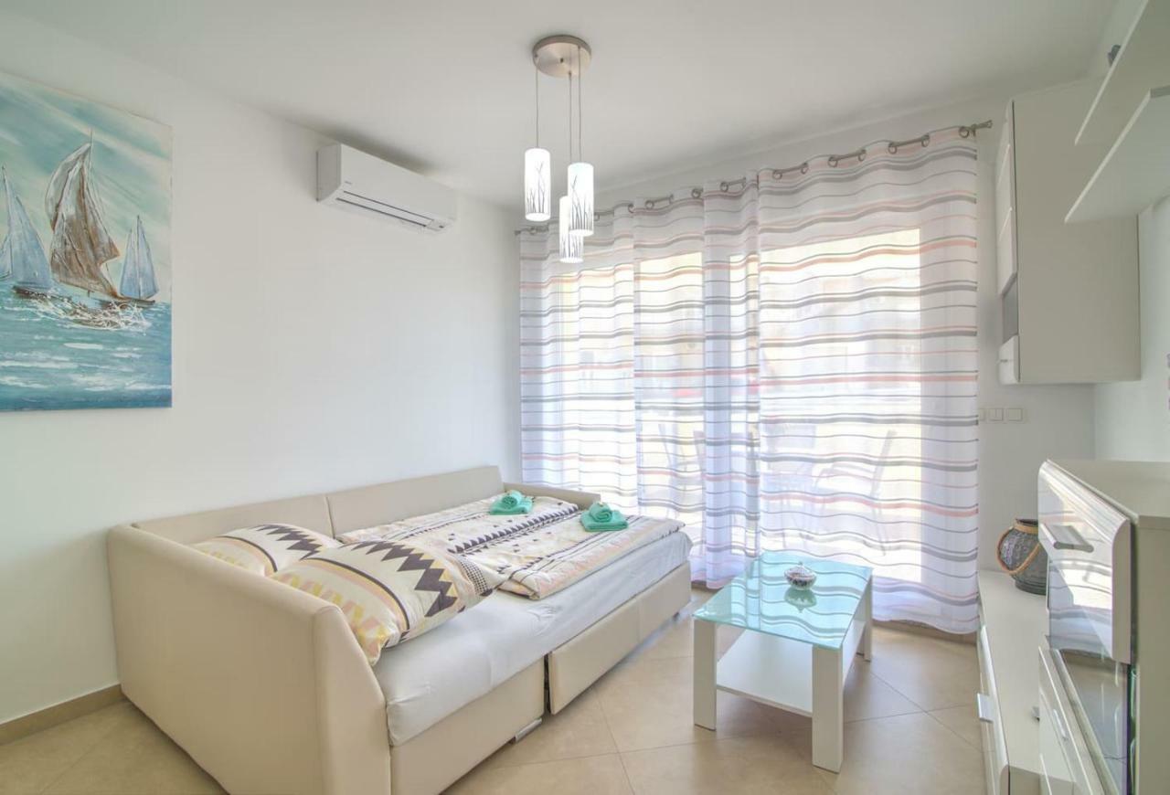 Apartment Waves-Villa Sunce Senj  Exteriör bild